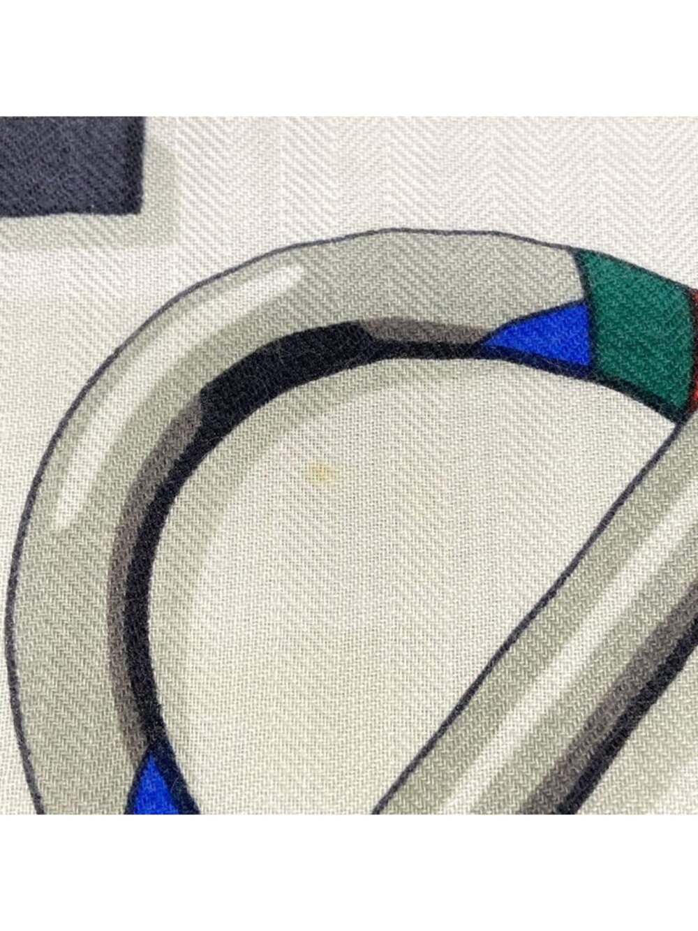 Hermes Shawl Carre Geant 140 Ivory Black Multi en Boucles Cashmere Silk Scarf - Picture 5 of 8